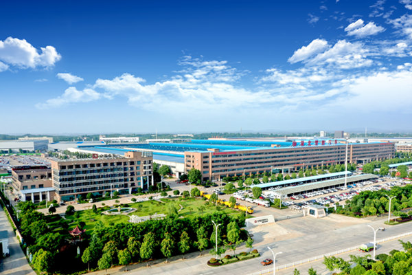 中車(chē)城市交通董事長(zhǎng)徐敏生、綠脈汽車(chē)執(zhí)行董事何德軍等一
